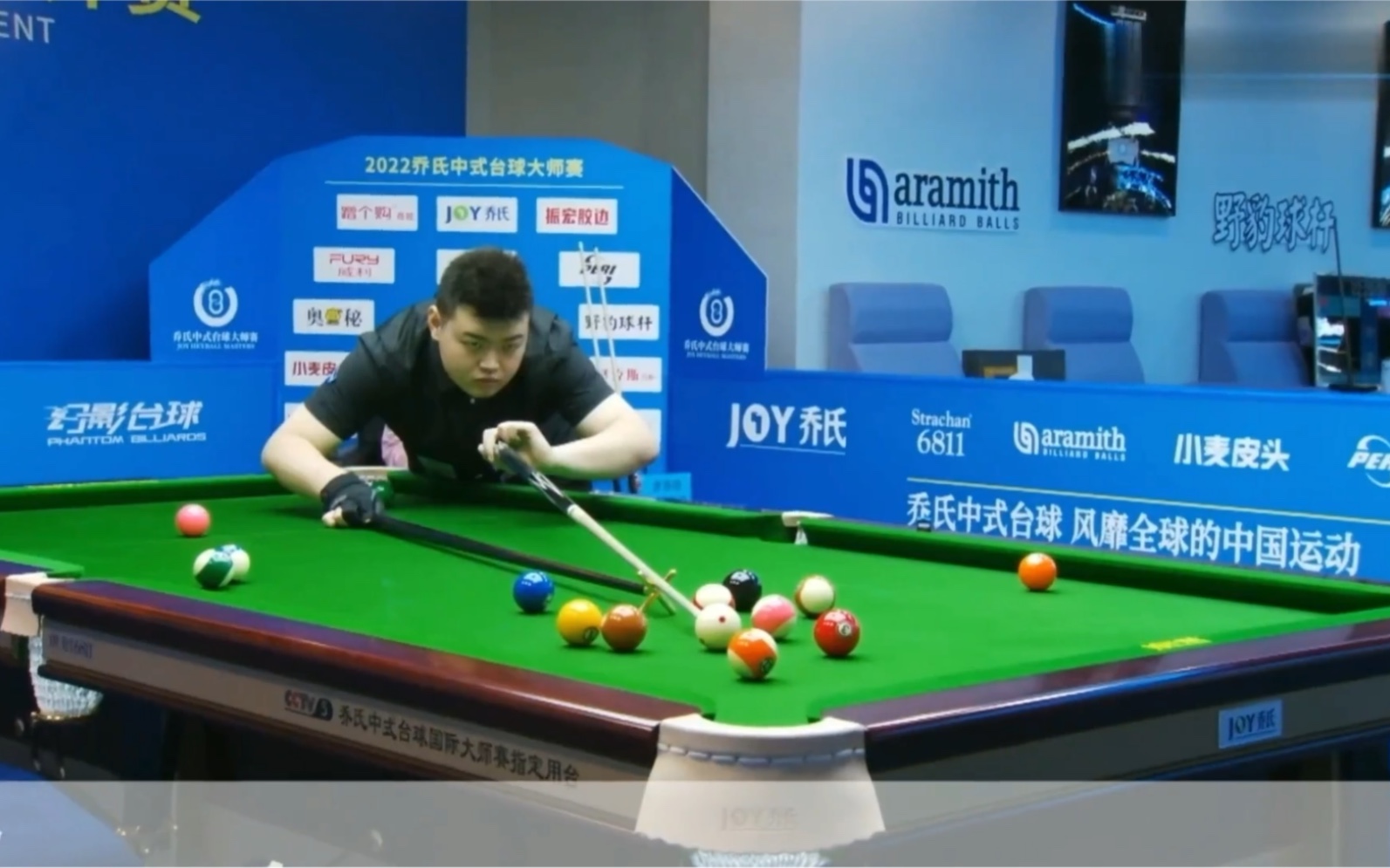 以及对球队 以及对球队