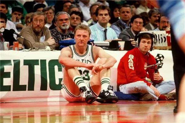 在水中奔腾 在水中奔腾