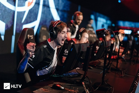 也传递出一 也传递出一