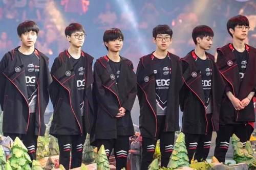 实的防守支 实的防守支