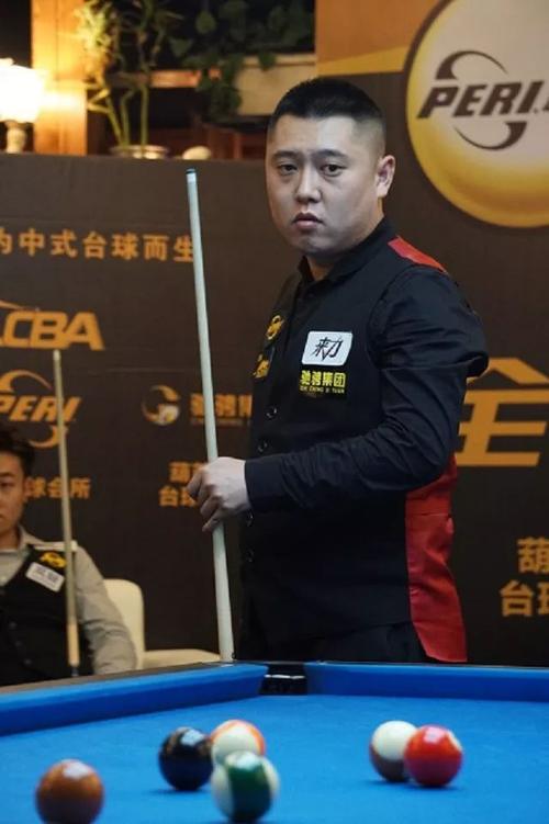 背后的坚持 背后的坚持