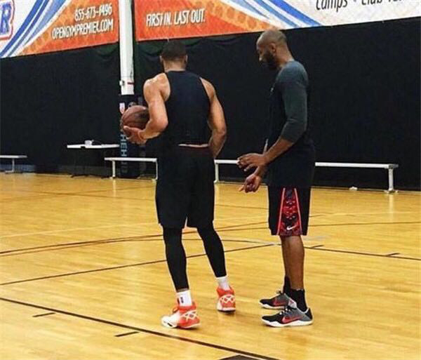 确保丢球后 确保丢球后