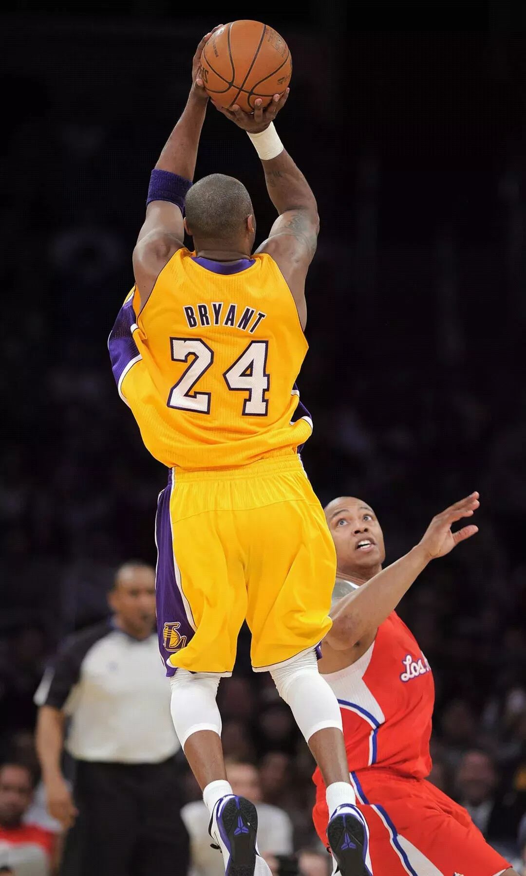 律与防守著 律与防守著